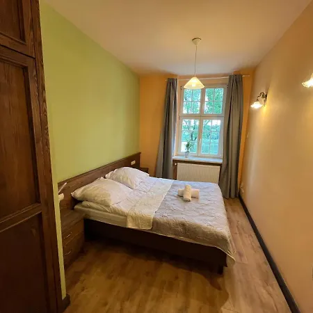 Hotel Rezydencja Marii Rybieniec *