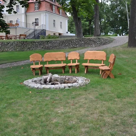 Rezydencja Marii Rybieniec Resort Kiszkowo